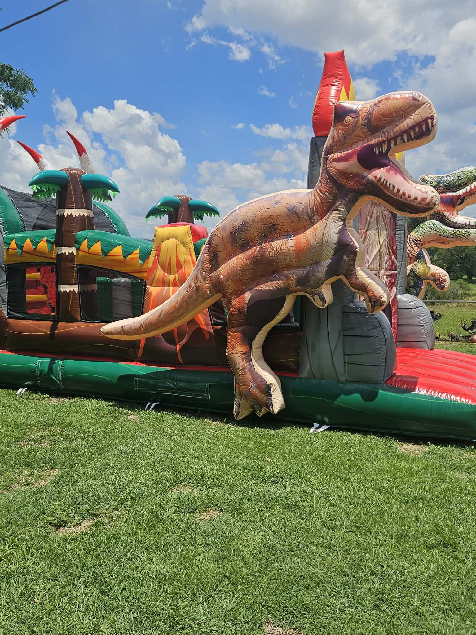 Dinosaur 10 Meter Obstacle